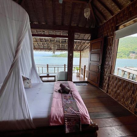 Floating Paradise Каримунджава Екстериор снимка