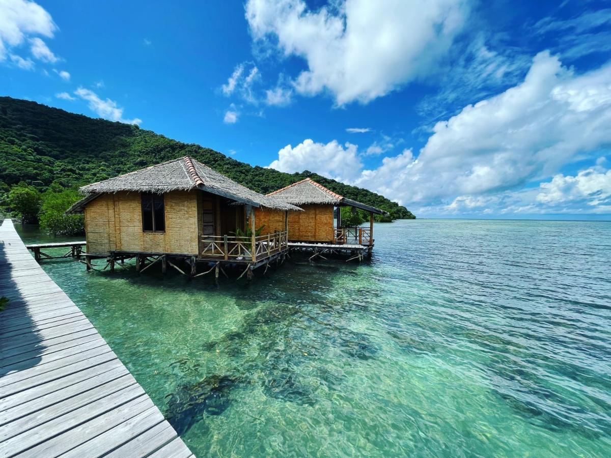 Floating Paradise Каримунджава Екстериор снимка