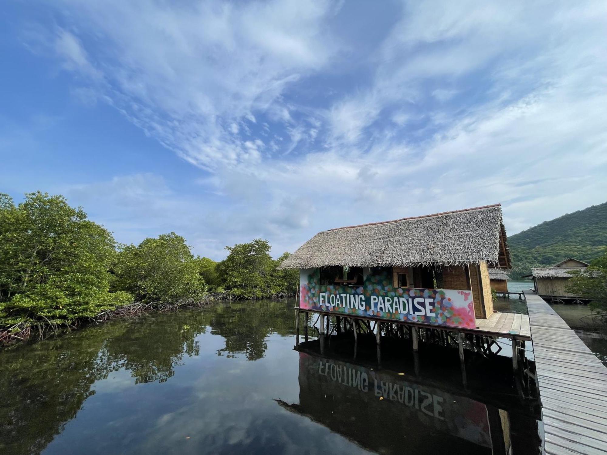 Floating Paradise Каримунджава Екстериор снимка