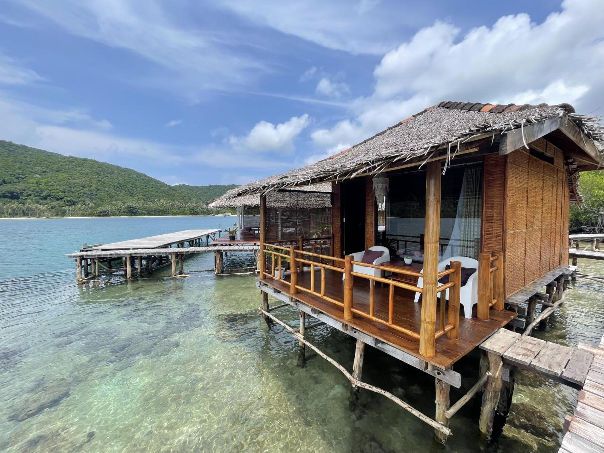 Floating Paradise Каримунджава Екстериор снимка